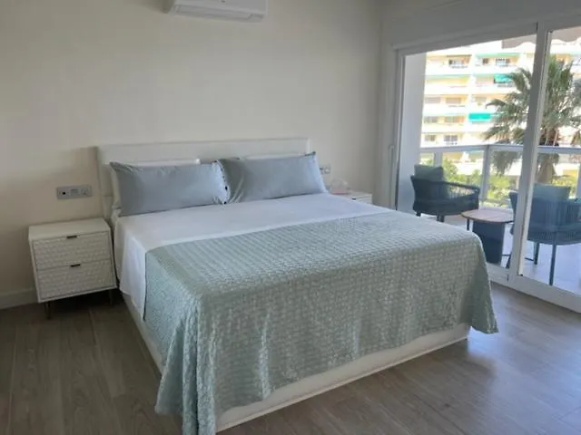 Las Palmas 4 Marbella
